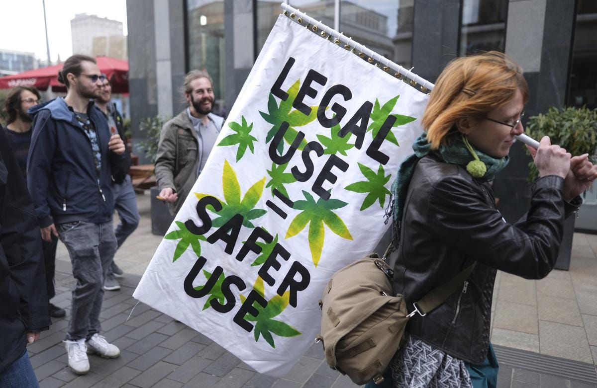 Legal Use = Safer Use 